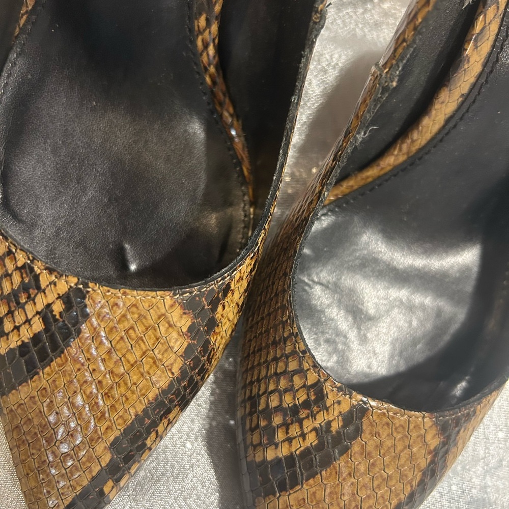 Vince Camuto Tan Snakeskin Heels